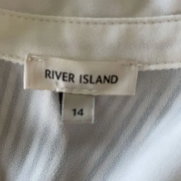 River Island sleeveless Button up Blouse SZ UK14 - Picture 5 of 6